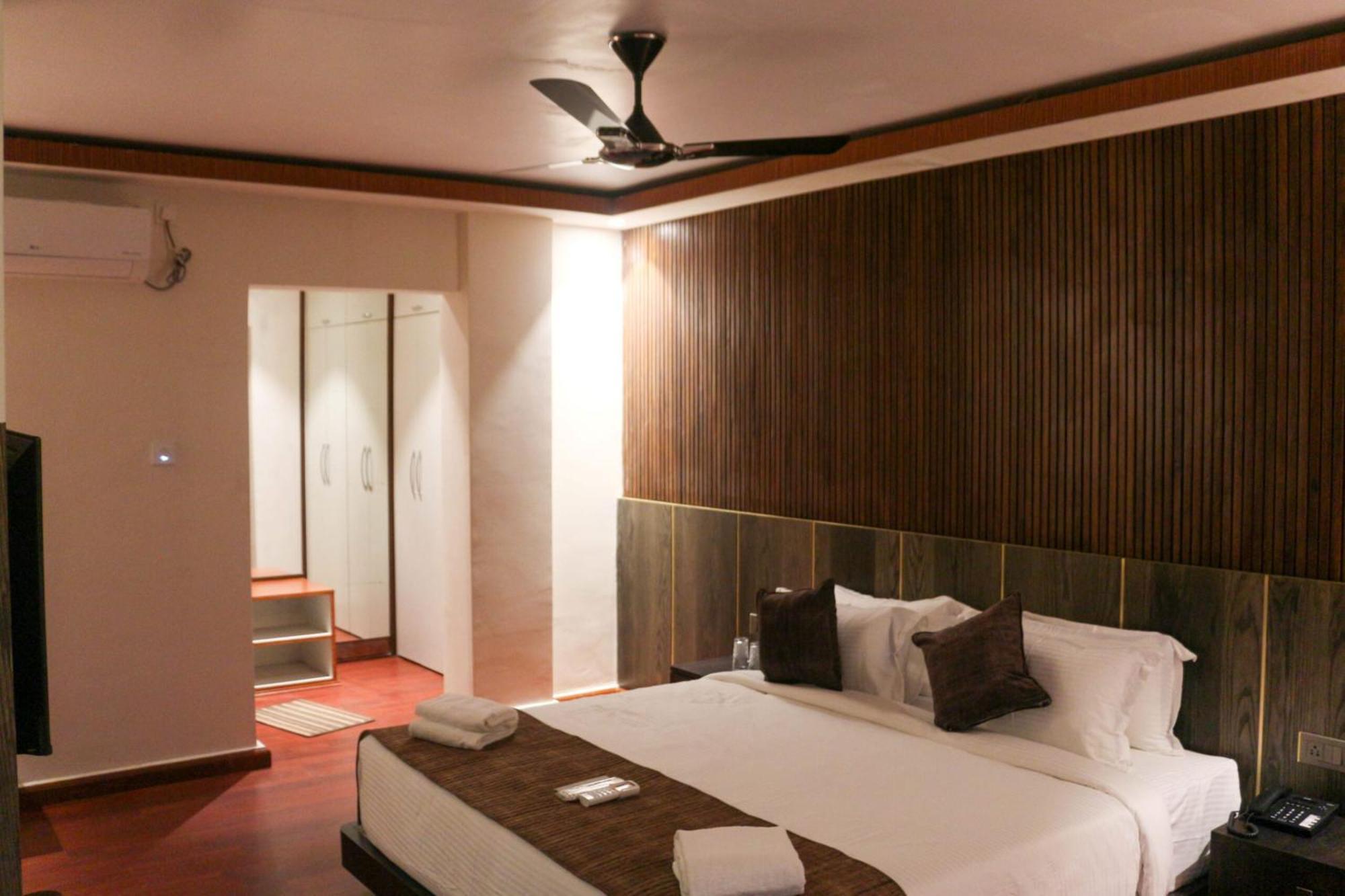 Hotel Obsidian Blue Itānagar Exterior foto
